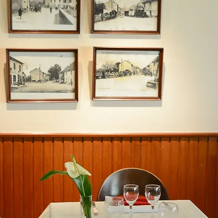 Restaurant Rolland Отель Montagnieu (Ain)