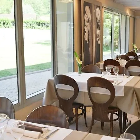 Отель Restaurant Rolland 2*