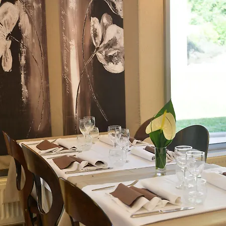 Restaurant Rolland 2* Montagnieu (Ain)